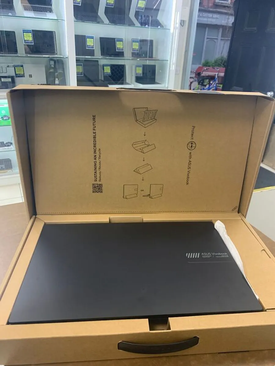 Asus Vivobook - Image 2