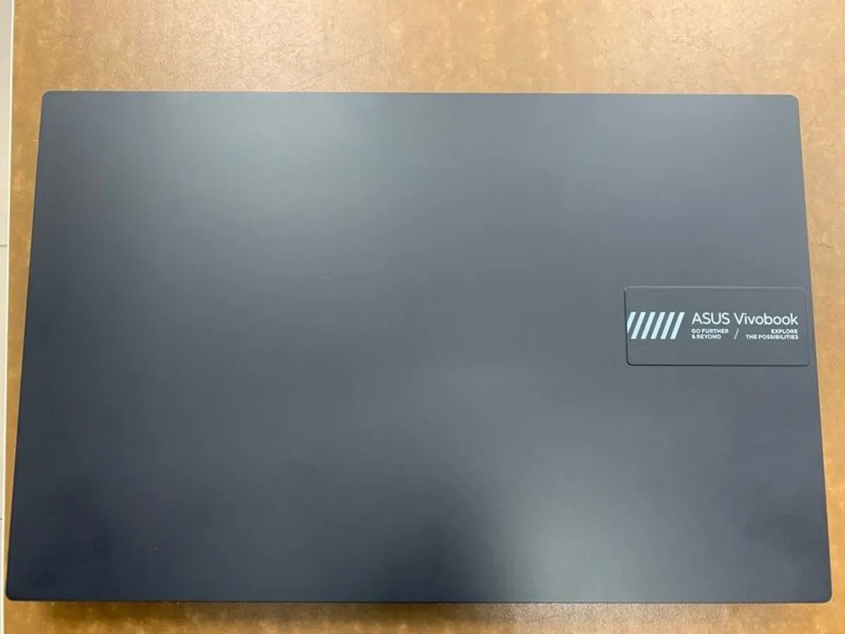 Asus Vivobook - Image 3