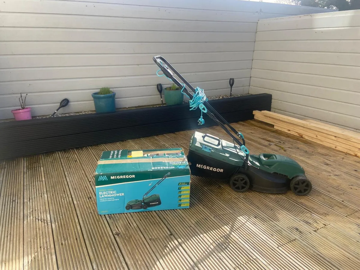 Electric Lawnmowers - Image 1