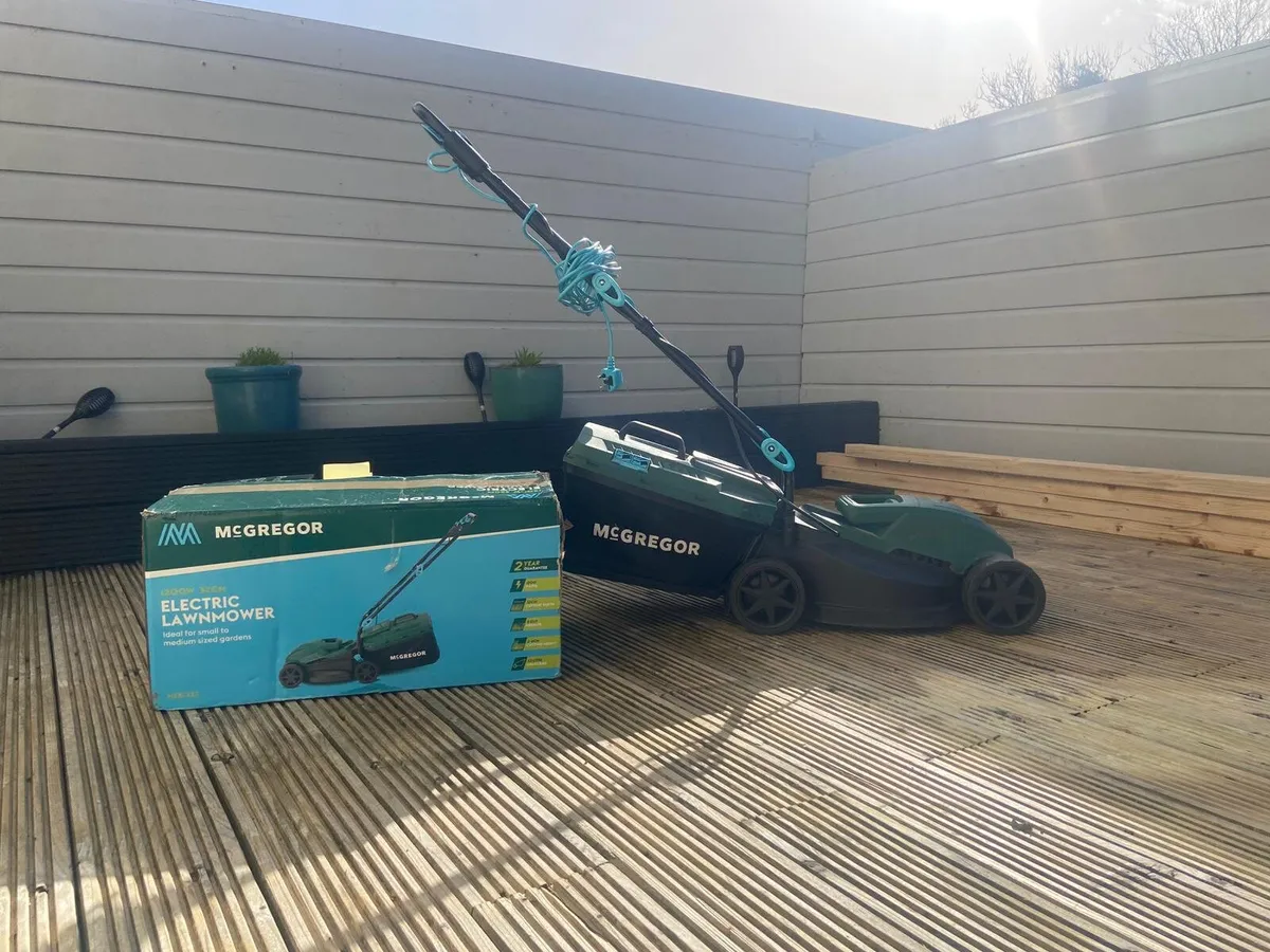 Electric Lawnmowers - Image 3