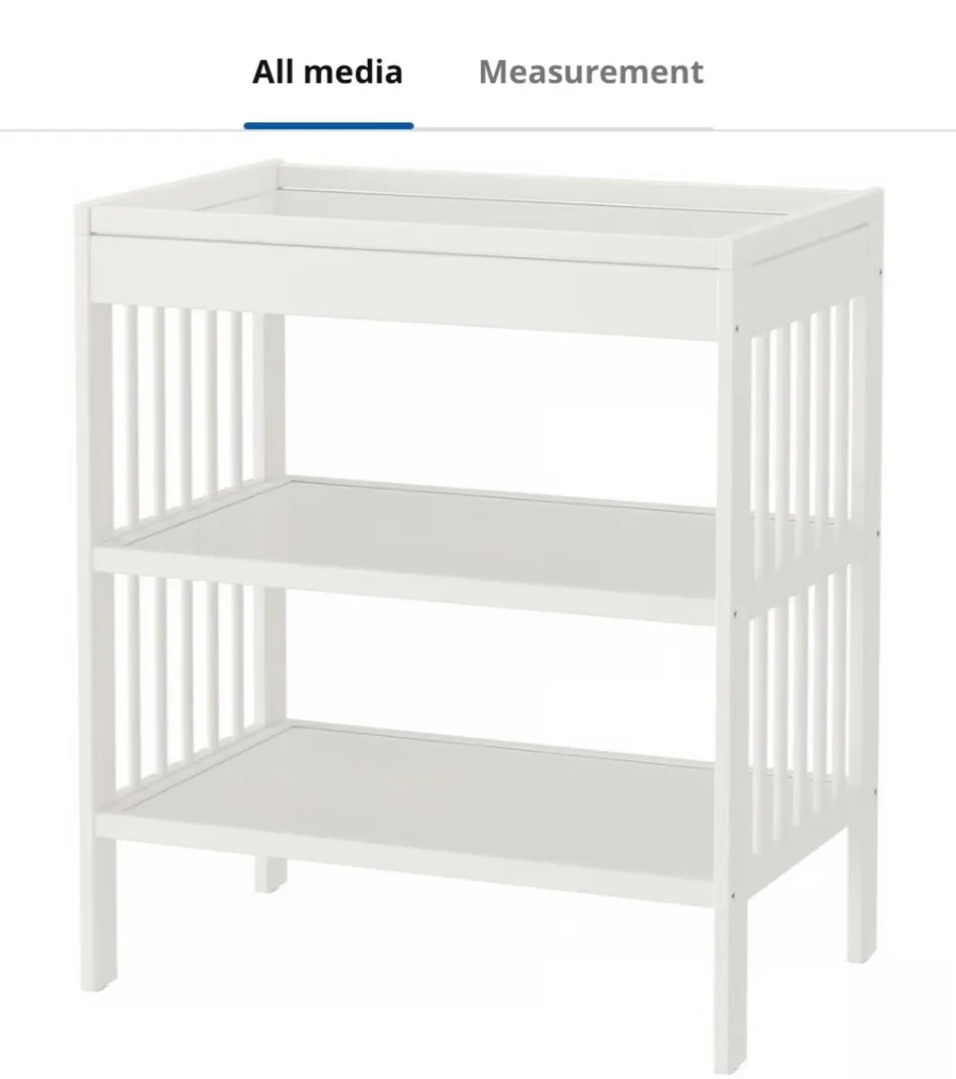 Baby changing table and accessories - Image 2