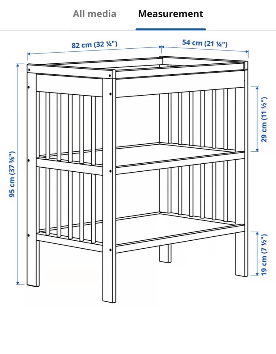 Baby changing table and accessories - Image 3