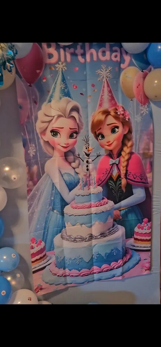 Princesses frozen elsa dress And back drop backgro - Image 4