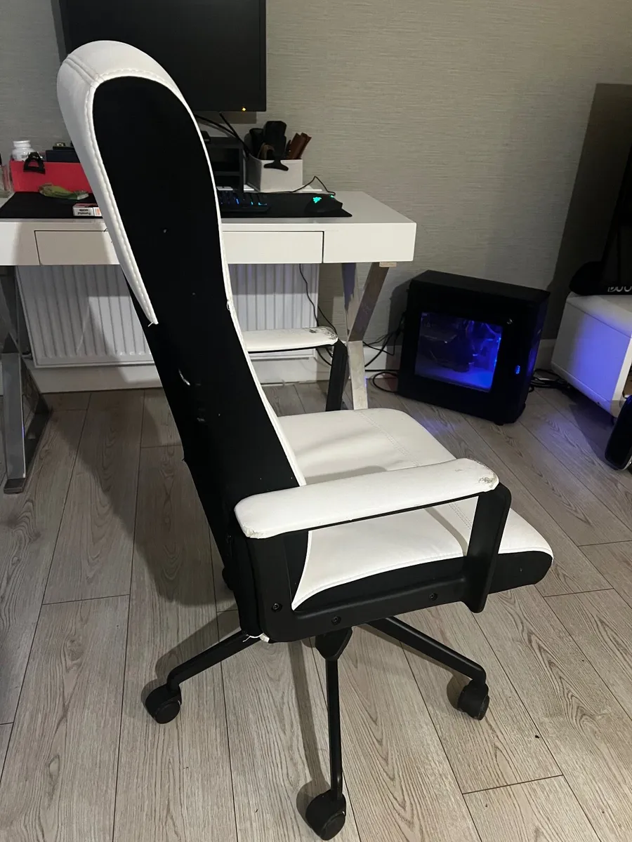 Desk chair - Image 2