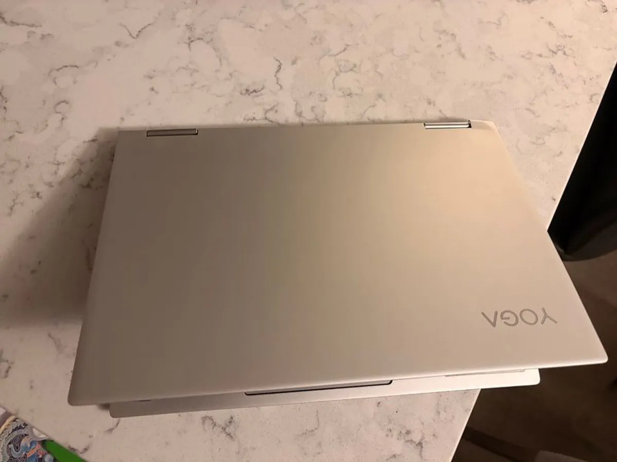 Lenovo Yoga 730 13" - Premium 2-in-1 Touchscreen Laptop (Excellent Condition) - Image 2