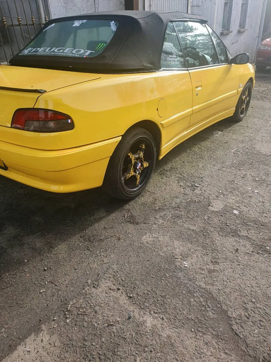 1998 306 convertible - Image 2