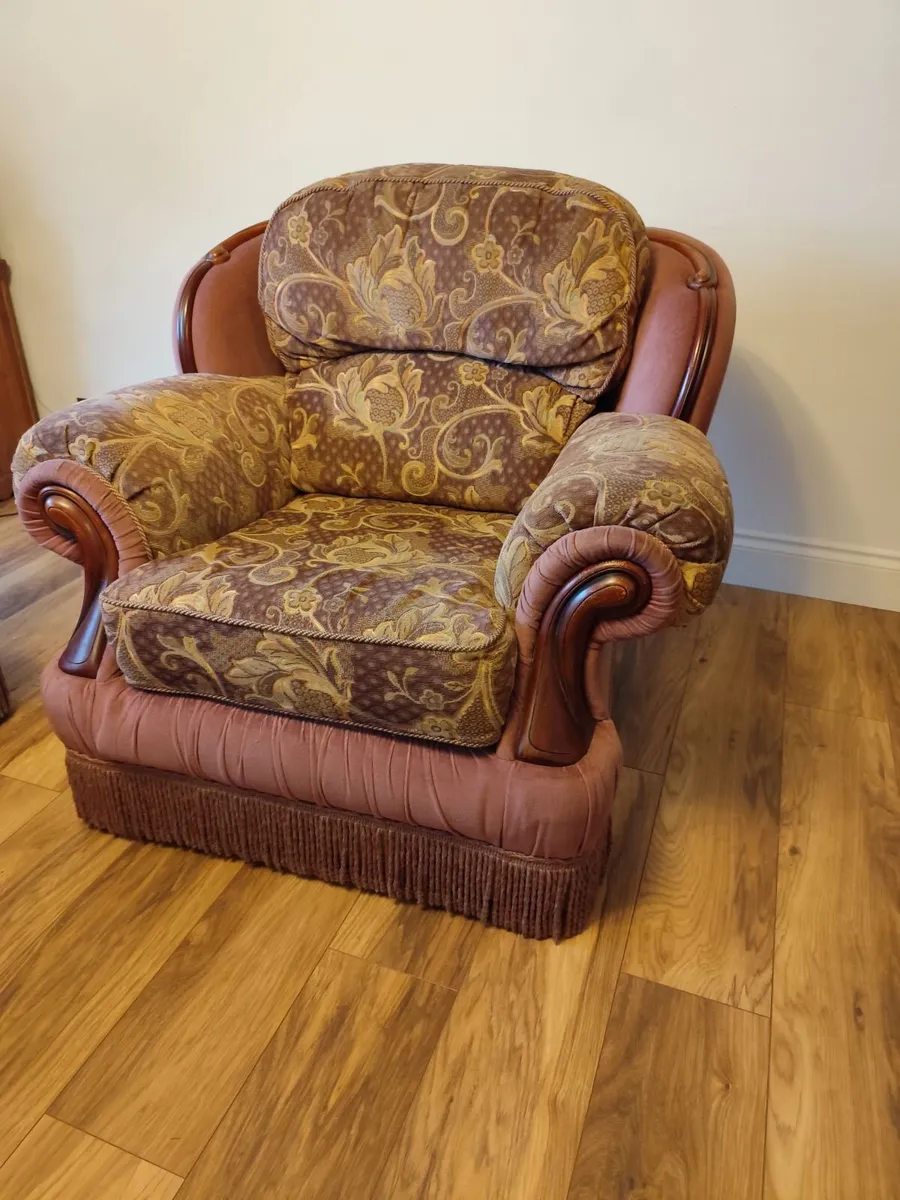 3 Piece Sofa - Image 3