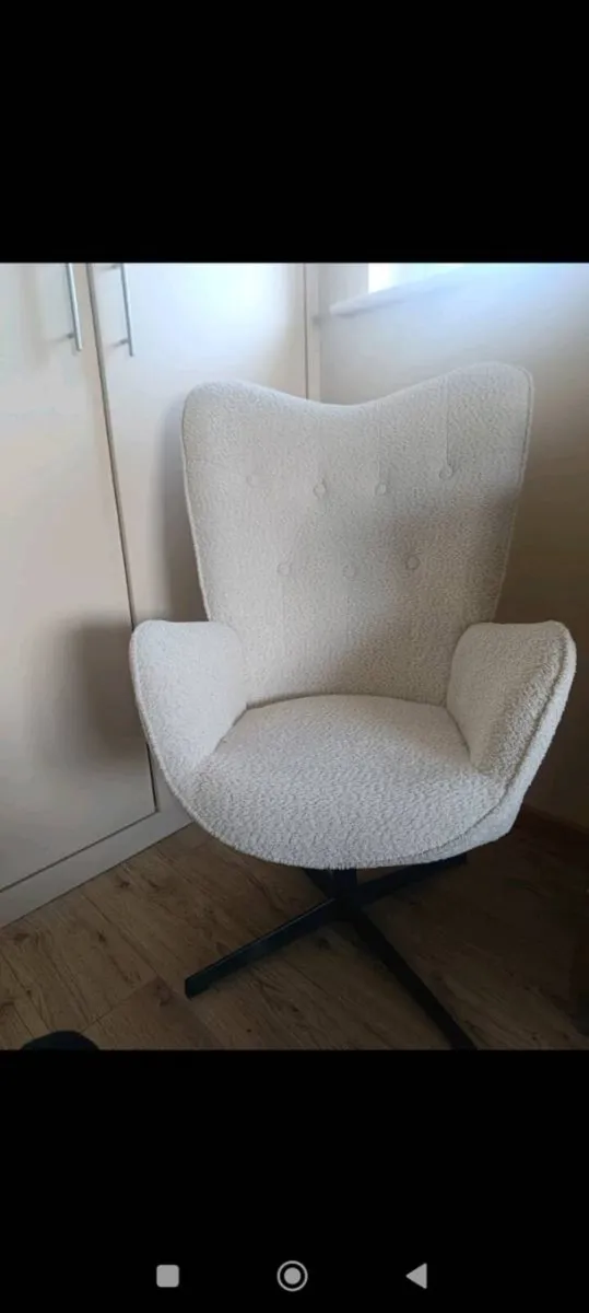 White wool office chair - Image 1
