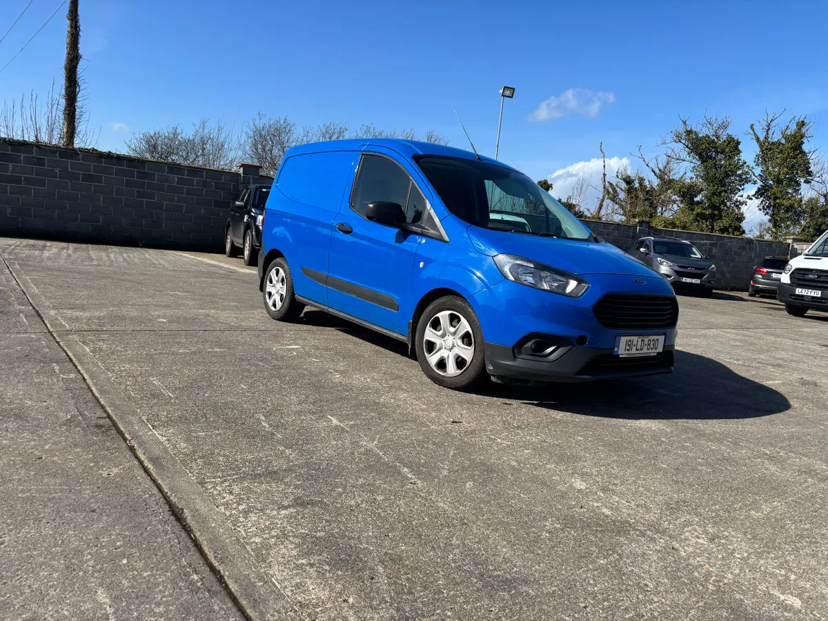 Ford Transit Courier... Trend Model... - Image 2