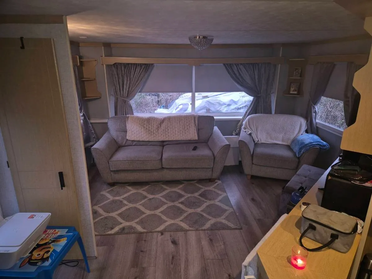 Mobile home - Image 2