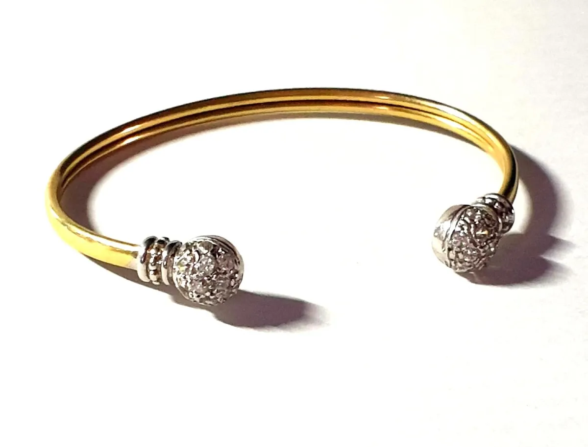 Vintage 9ct Gold ChildsTorc Bracelet - Image 2