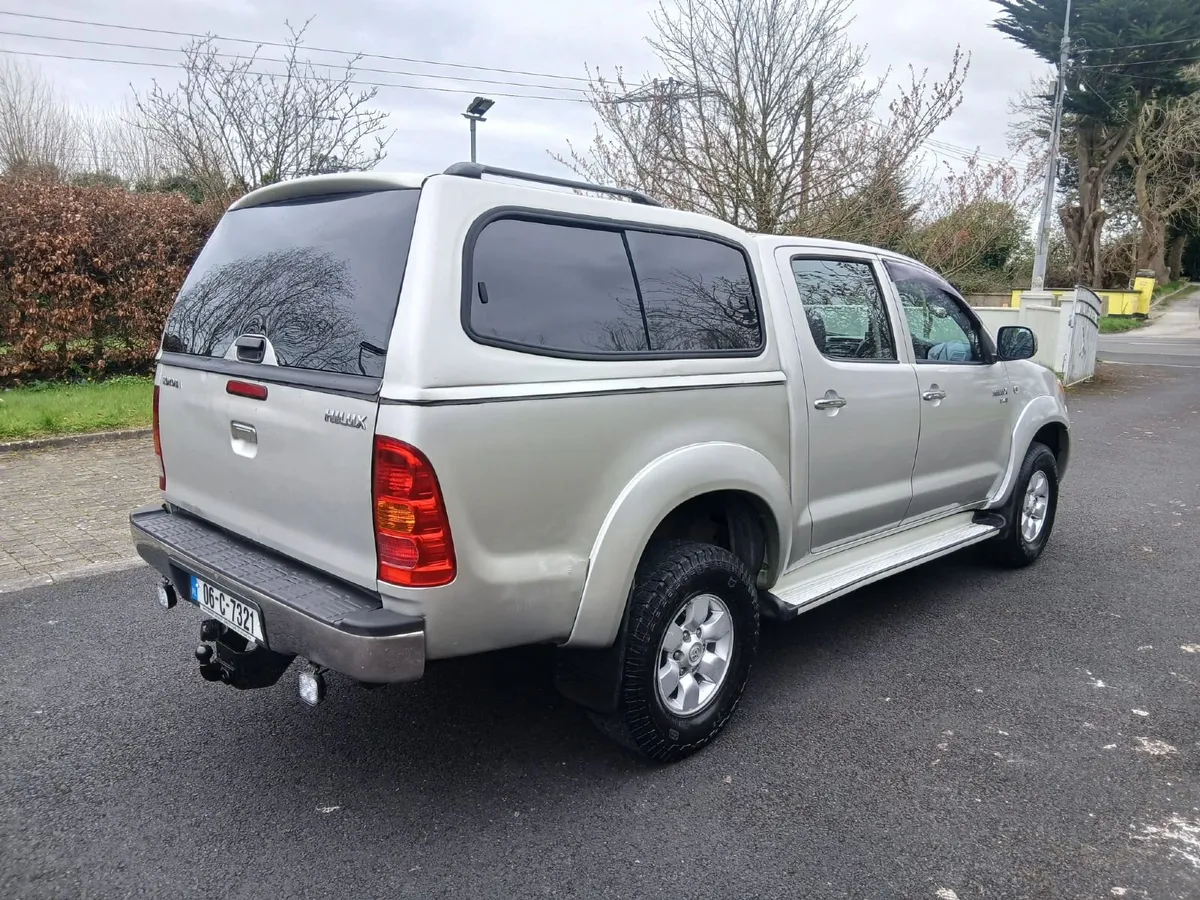 2006 Toyota hilux 🔥 D.o.e Taxed - Image 2