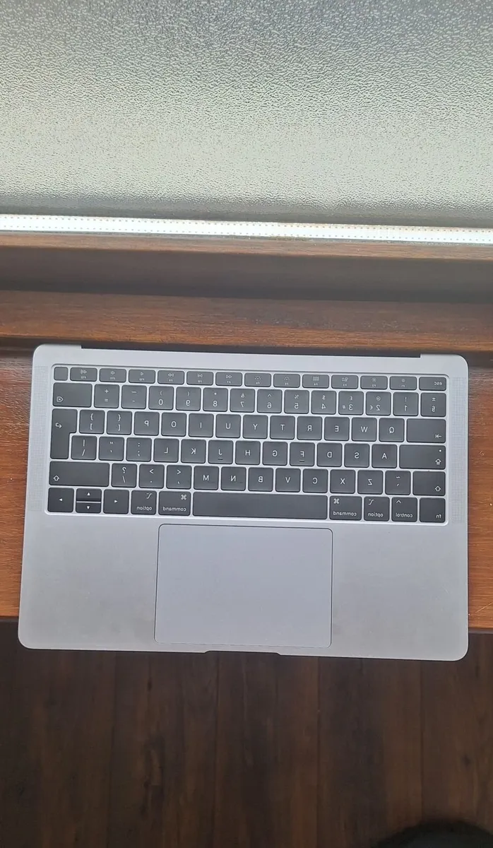 Macbook air 1932 palm rest - Image 1