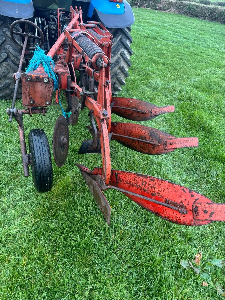 3 furrow sanderum plough - Image 3