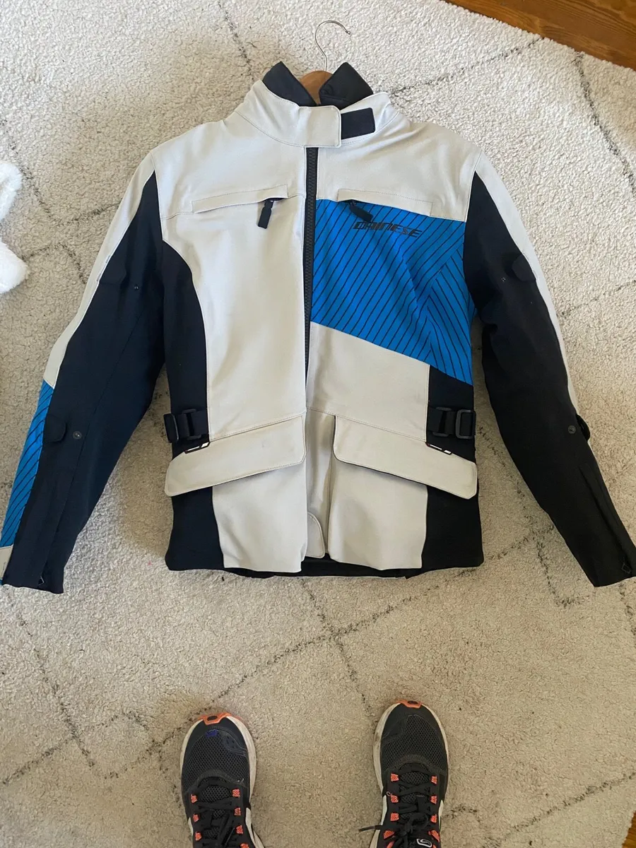 Women motorcycle jacket - Image 1