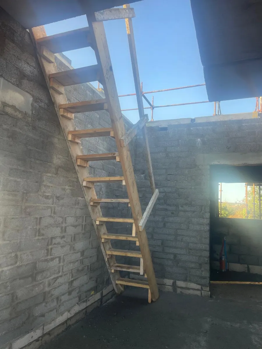 Temporary stairs - Image 1