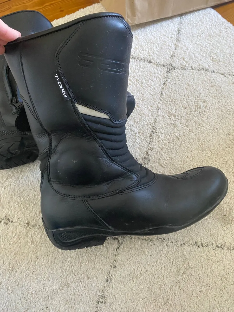 Motorcycle boots woman size 38 - Image 3