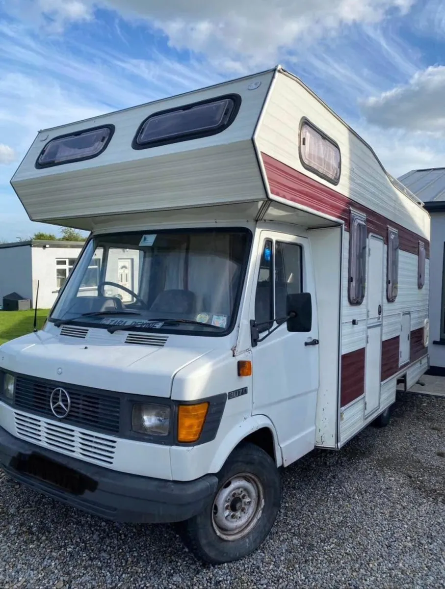 1985 Vintage Mercedes 307D Motorhome - Image 2