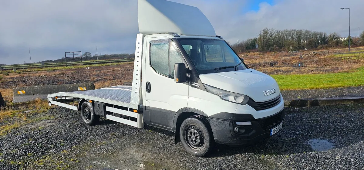 2018 Iveco Daily 2.3 himatic cvrt/tax - Image 1