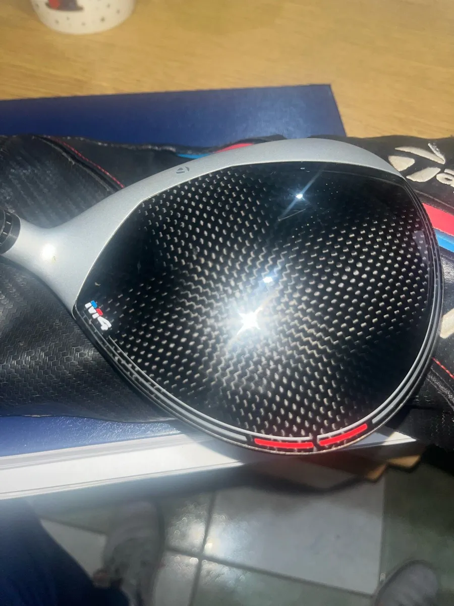 Taylormade m4 10.5 degree Driver upgraded shaft - Image 1
