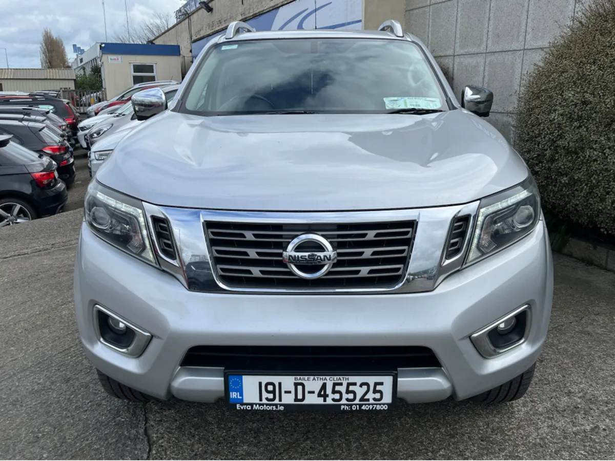 Nissan Navara 2.3 DCI TEKNA AUTOMATIC €26950 INC V - Image 3
