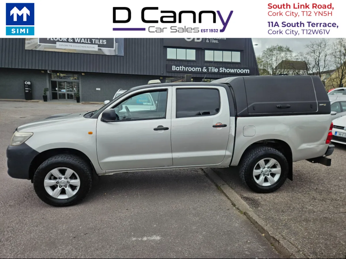 Toyota Hilux 2.5 D-4D D/CAB HL2 4DR 2.8D4D INVINC - Image 4