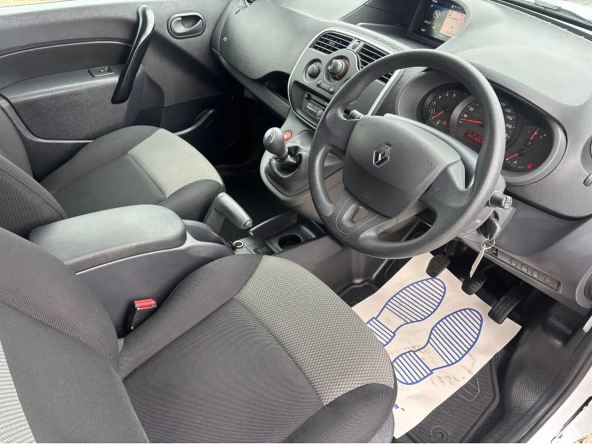 Renault Kangoo LWB DCI 115 BUSINESS M - Image 4