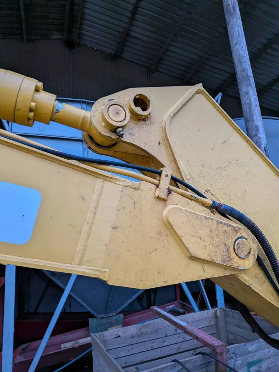 Newholland digger - Image 3