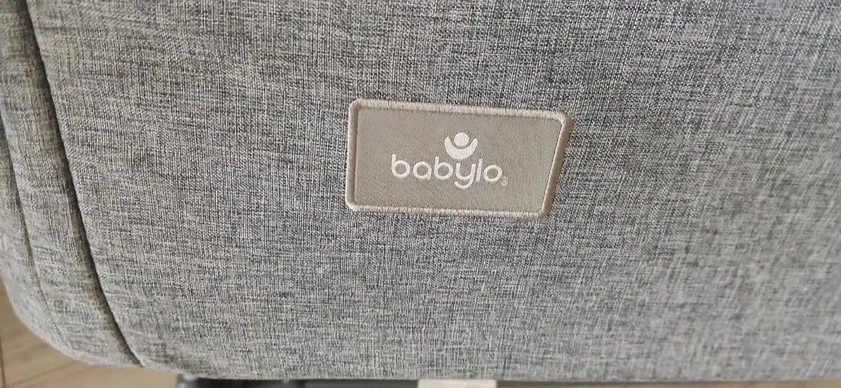 travel cot - Image 1