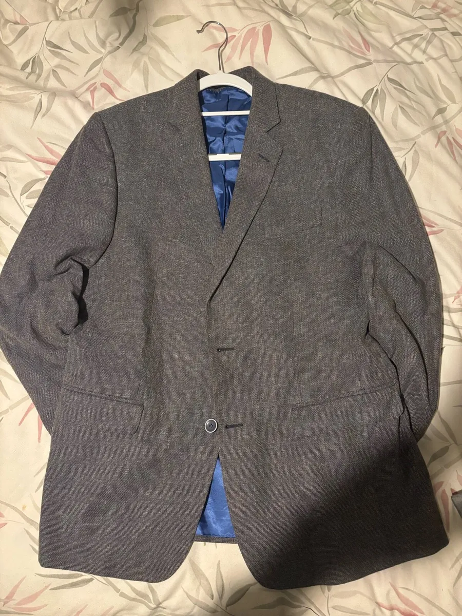 4 x Blazers / suit - Image 1