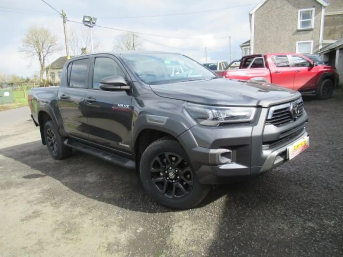 2.8 D-4D-h Invincible X Pickup 4dr Diesel Hybrid A - Image 1