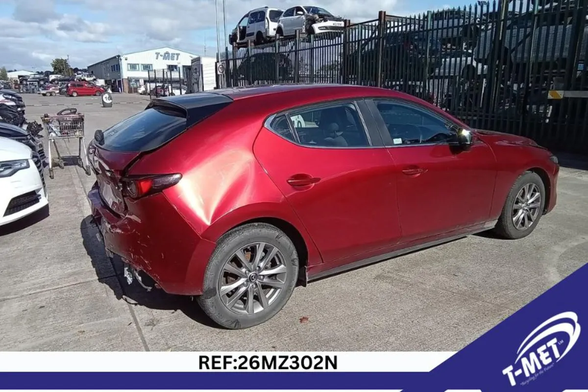 2019 MAZDA 3 BREAKING FOR PARTS - Image 4