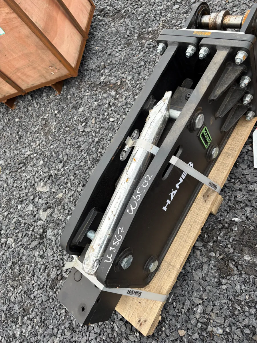 Unused Haner Rock breaker suit 3-5tonne - Image 1