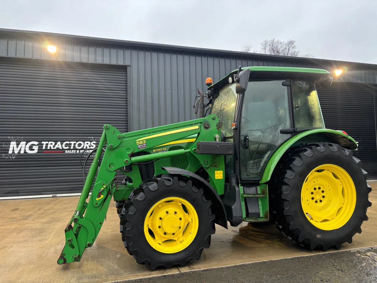 2014 John Deere 5090M MINT  Only 6000hrs - Image 1