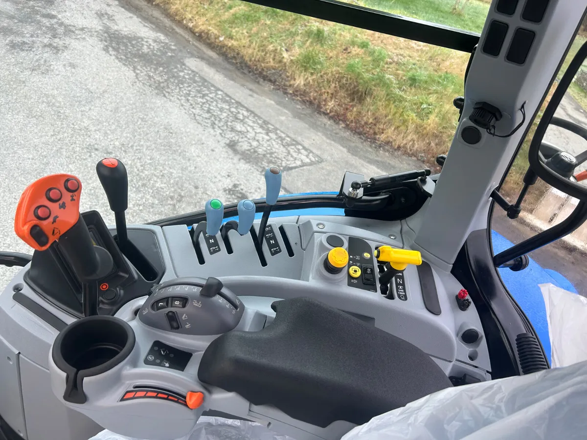 2024 New Holland T6.155 - Image 4