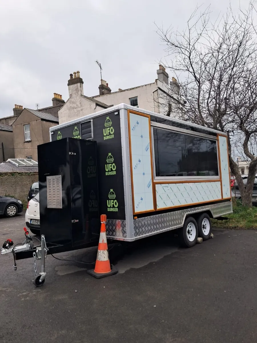 🚚 Fully Fitted Food Truck for Sale - Image 3