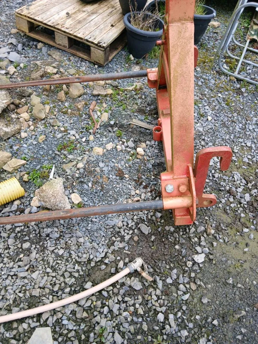 Spreader and spikes - Image 3