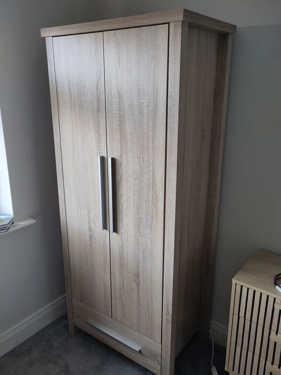 Wardrobe 184x77x50 - Image 1