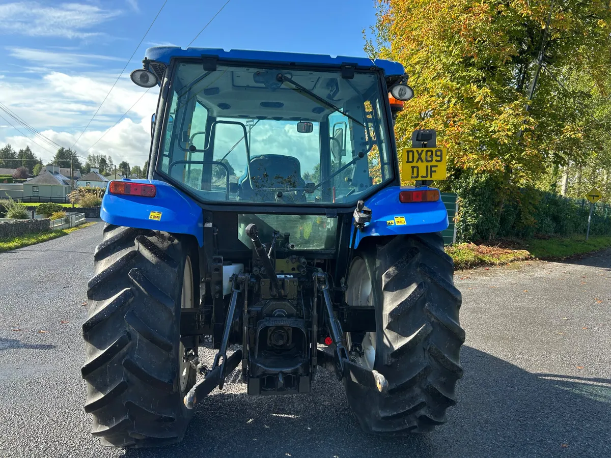 2009 Holland T5060 2wd - Image 4