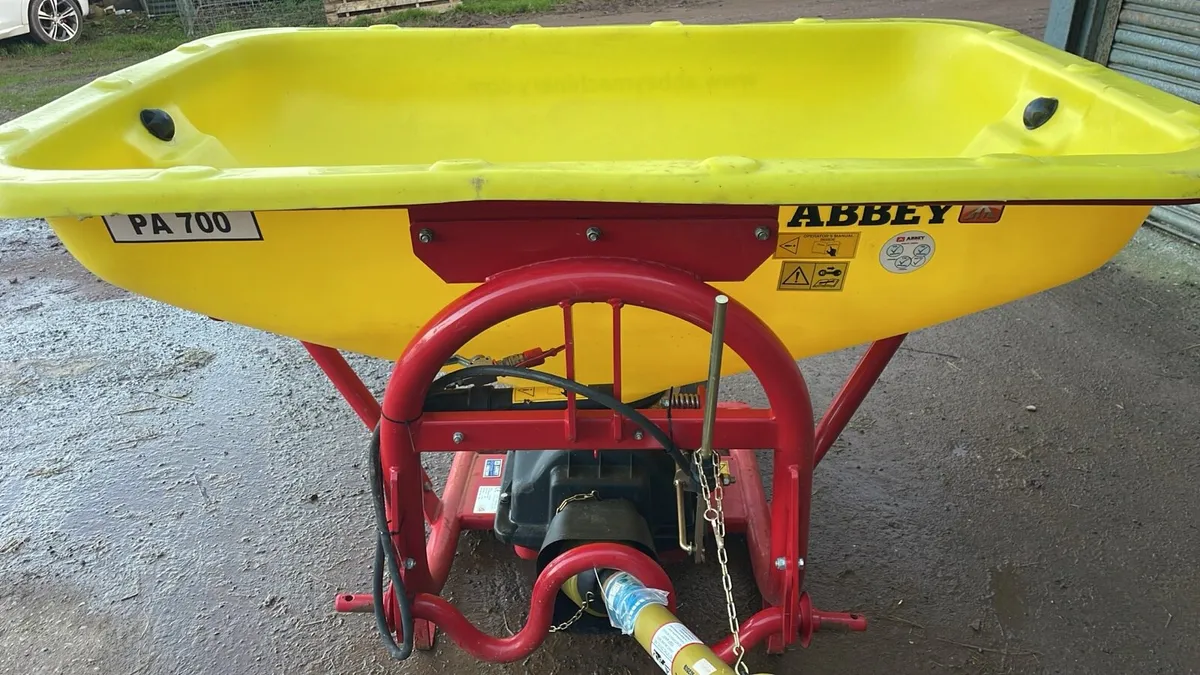 Abbey fertiliser spreaders - Image 1