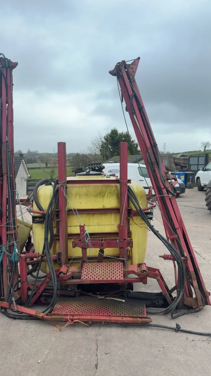 Hardi sprayer - Image 1