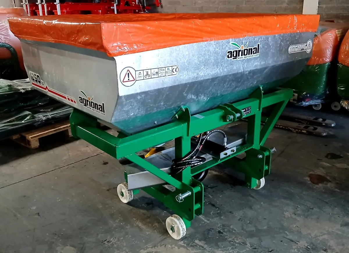New Agrional Fertiliser spreader 1250 KG - Image 1