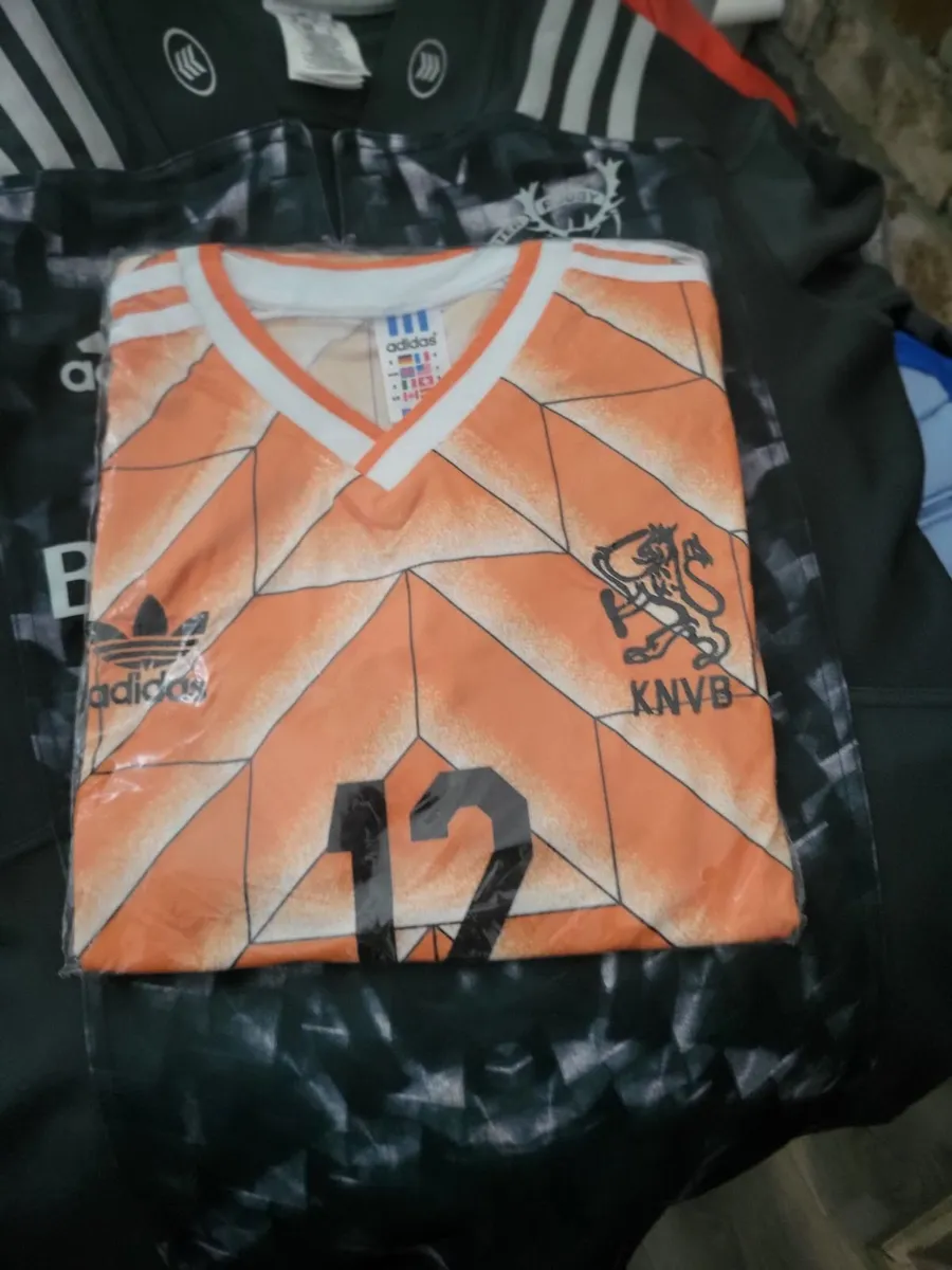 Sports wear - Image 1