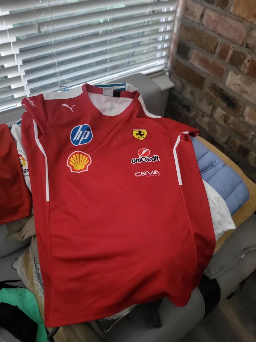 Sports wear - Image 2