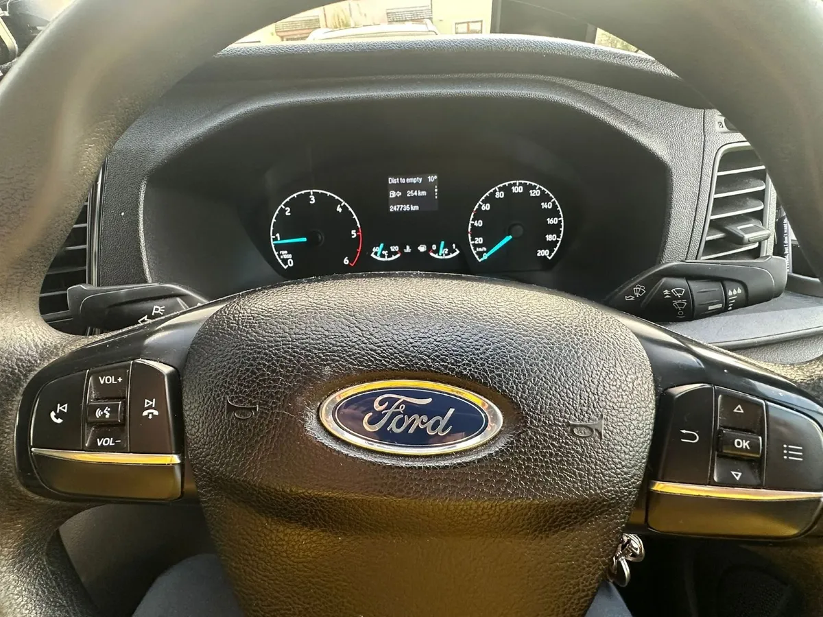 Ford Transit Custom 2019 - Image 4