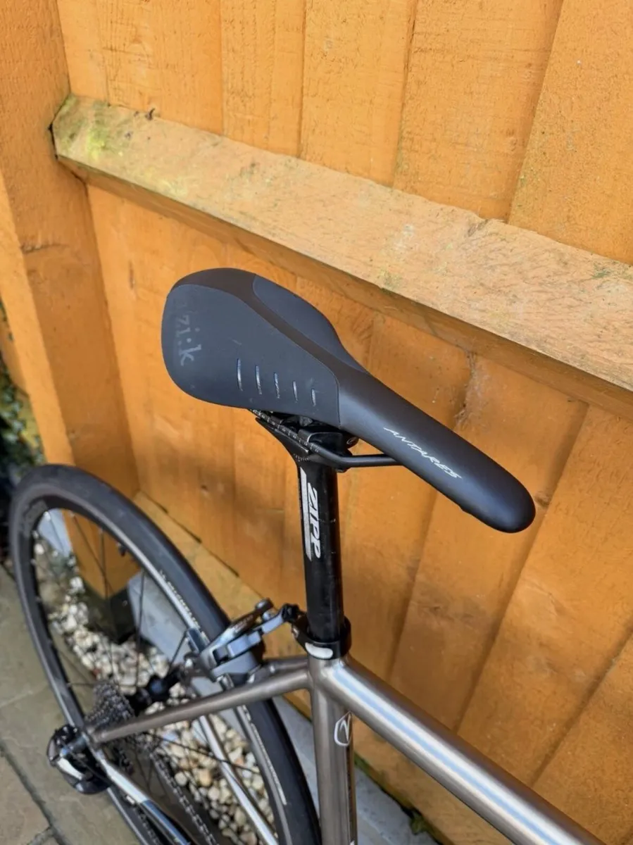 Van Nicholas Titanium Road Bike 52cm With Ultegra - Image 3