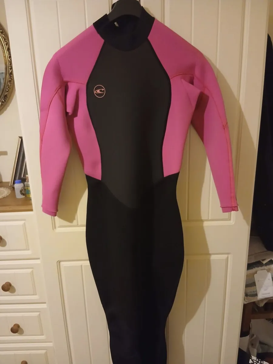 Wet suit