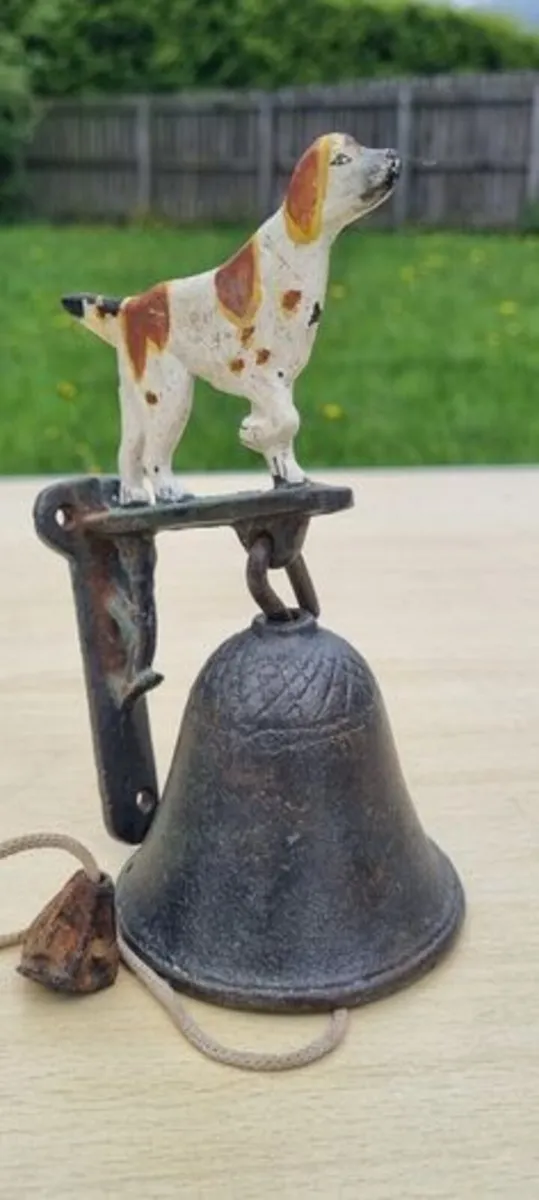 Vintage door bell with a dog figurine - Image 2