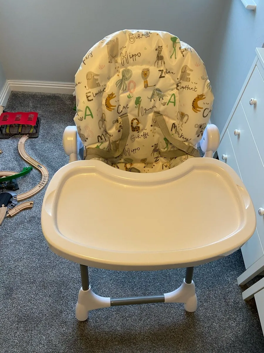 High chair - Image 1