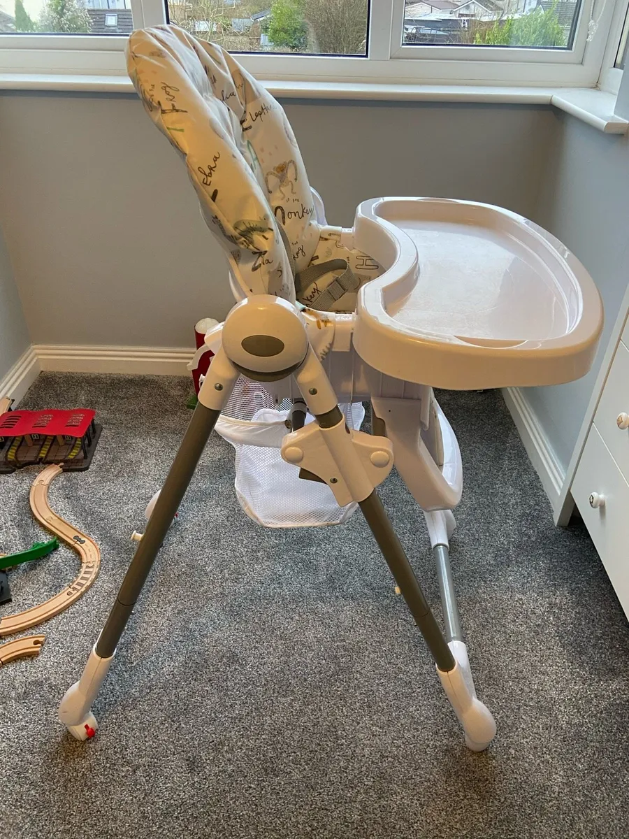 High chair - Image 2